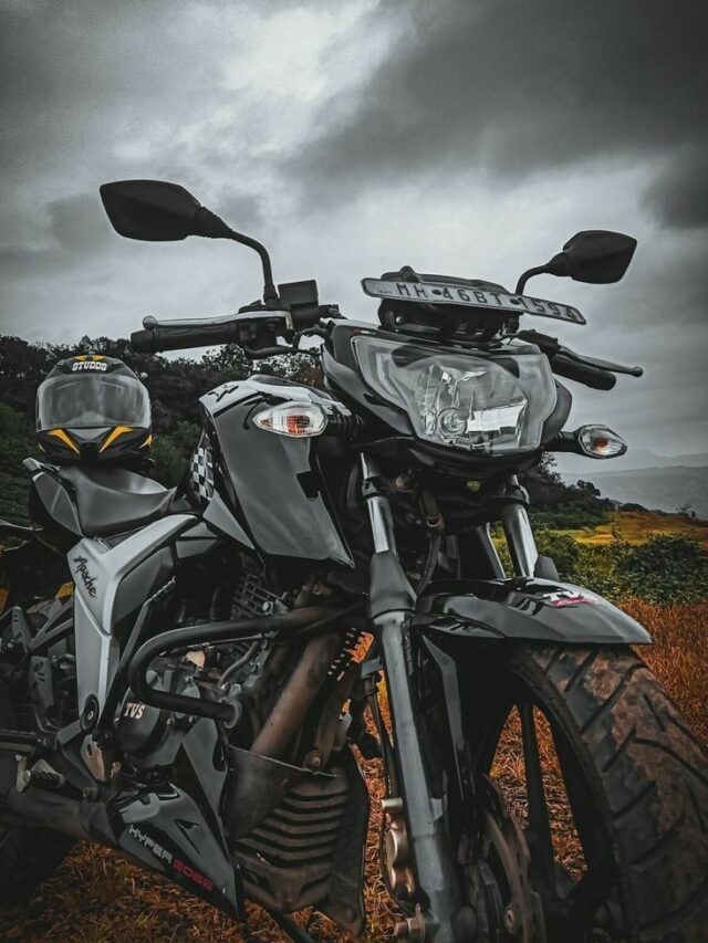 TVS Apache RTX 300: स्टायलिश आणि दमदार बाईकचा अनुभव