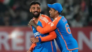 Varun Chakravarthy Age : वरुण चक्रवर्तीचे वय आणि क्रिकेटमधील प्रवास